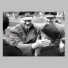 90-0351 Adolf Hitler und sein Reichsjugendfuehrer Axmann zeichnen Hitlerjungen aus._t.jpg