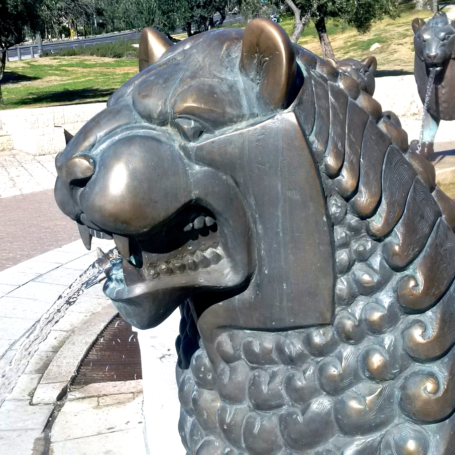 Loewenbrunnen.jpg 3.jpg