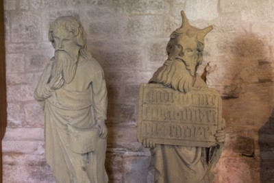 Moses_with_horns_061_small.jpg