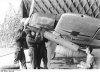 270px-Bundesarchiv_Bild_101I-674-7772-13A,_Flugzeug_Focke-Wulf_Fw_190,_Bewaffnung.jpg